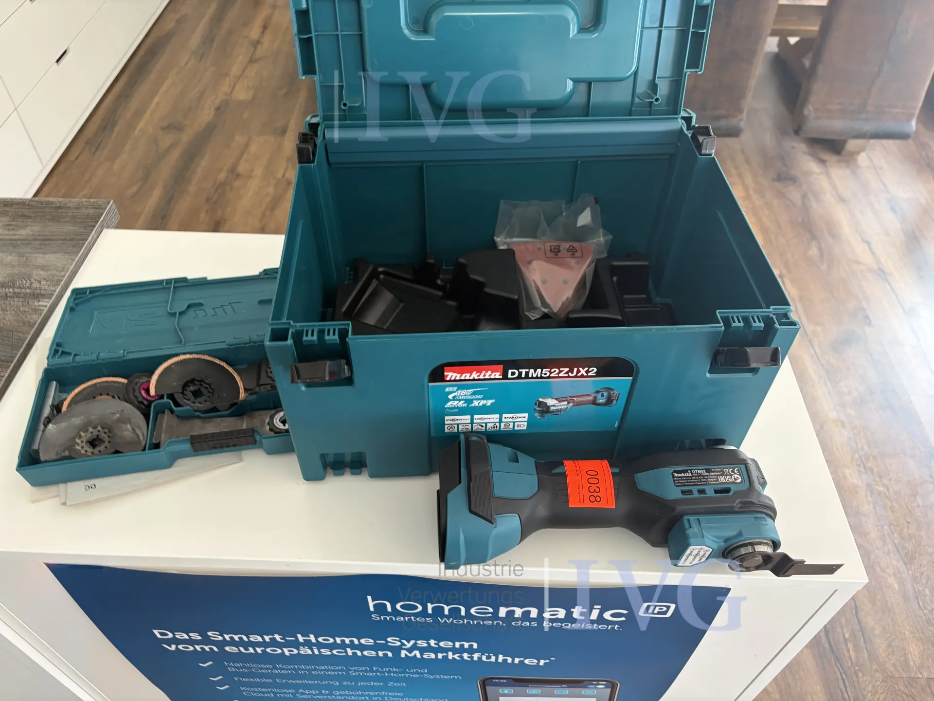 Multitool MAKITA DTM52